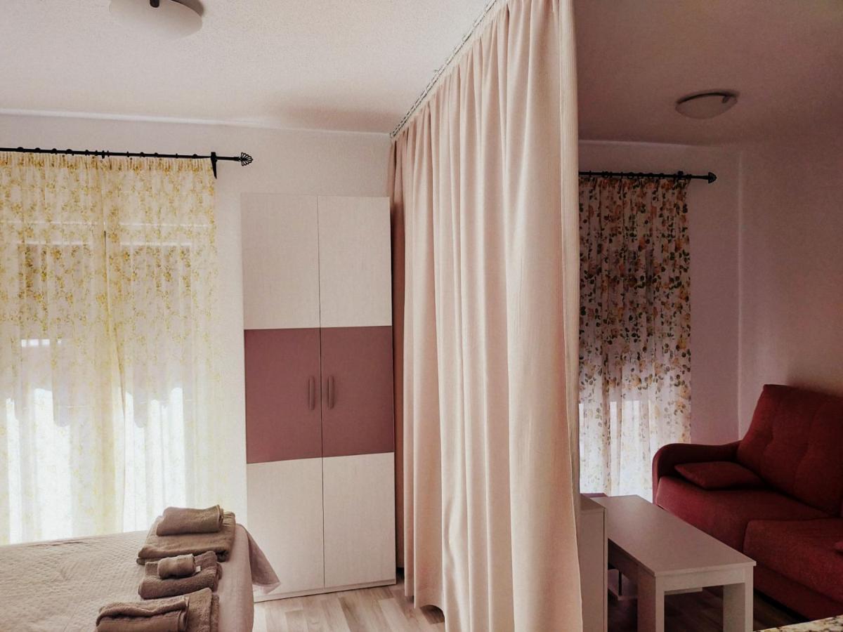 Casa Martin Apartment อาบีลา ภายนอก รูปภาพ